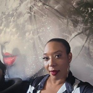 Meet your Posher, Lawanna